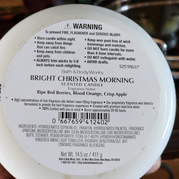 Bath & Body Works Bright Christmas Morning 3-wick Candle - Picture 2 of 3